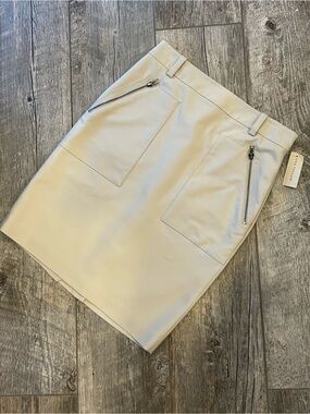 Ann Taylor‎ Cream pencil skirt size 4
